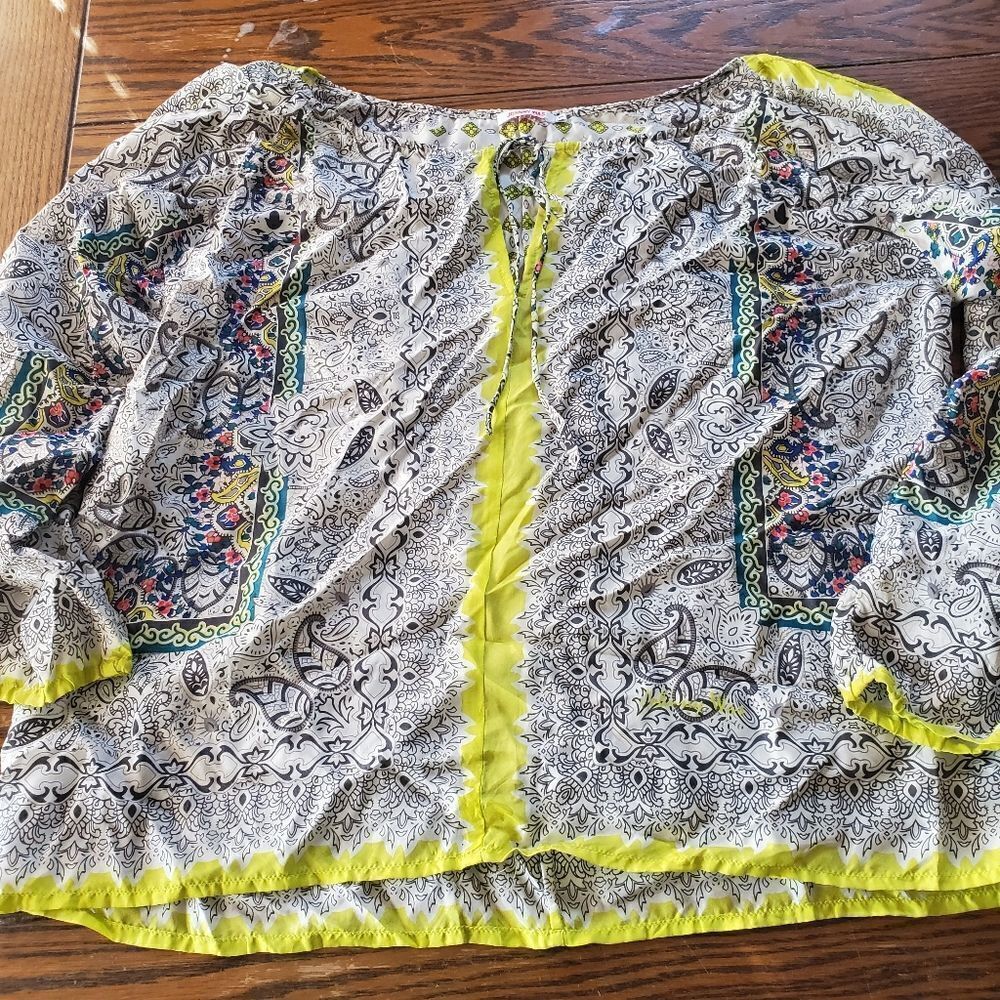 Johnny Was  yellow floral silk  blouse size small